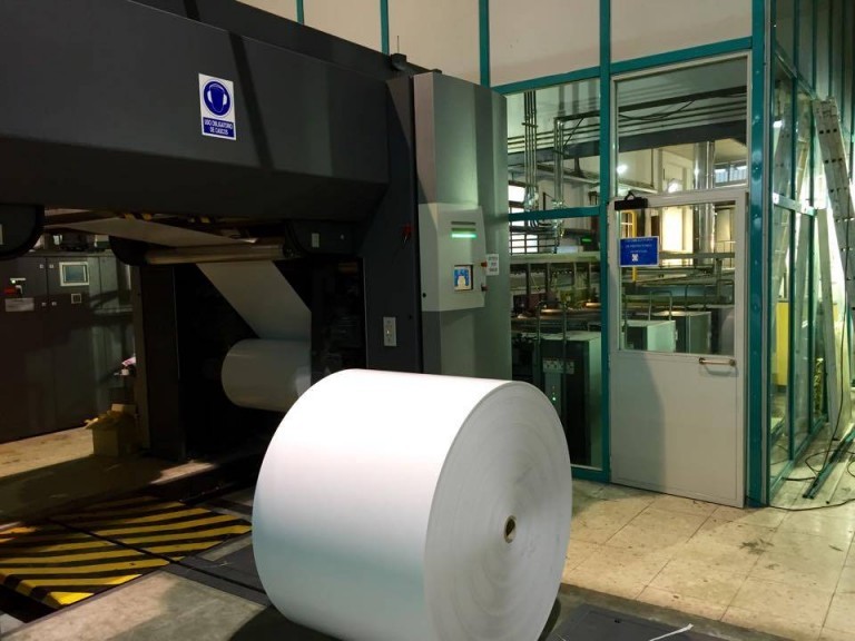 Desbobinador totalmente automatizado.