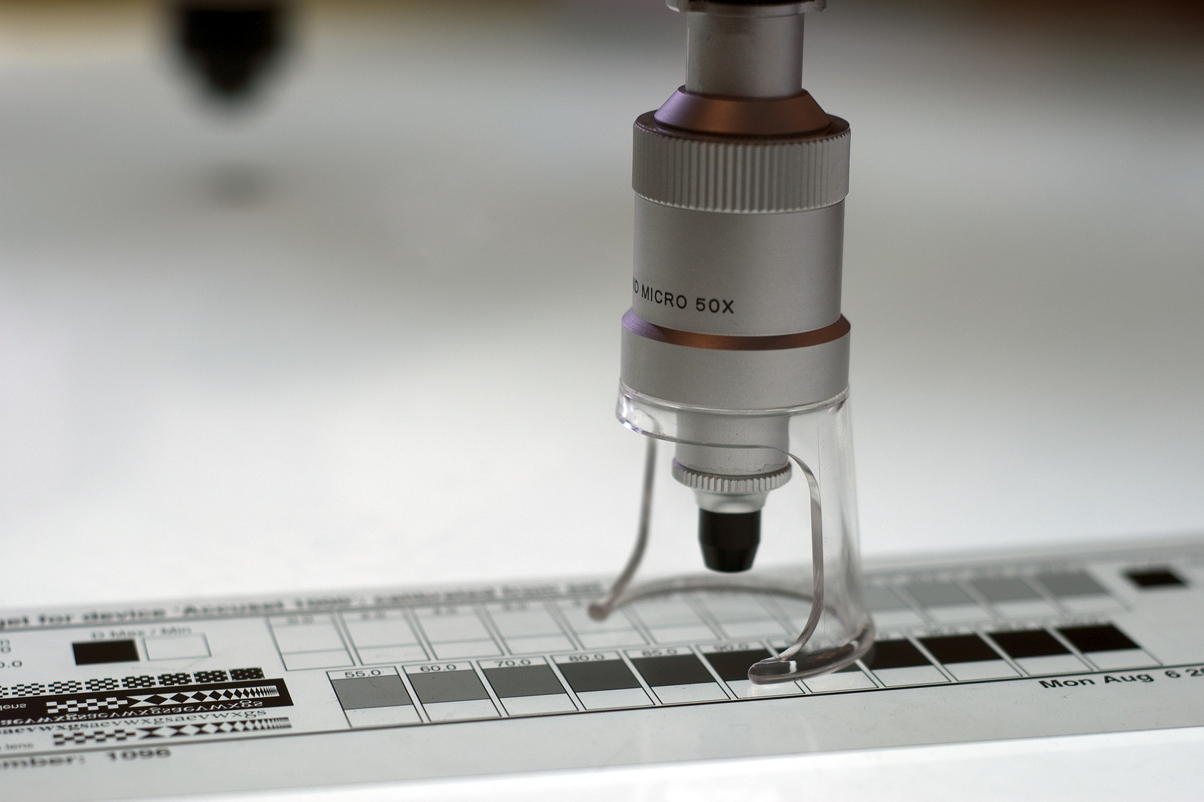 Control de calidad de filmación y procesado de planchas offset.