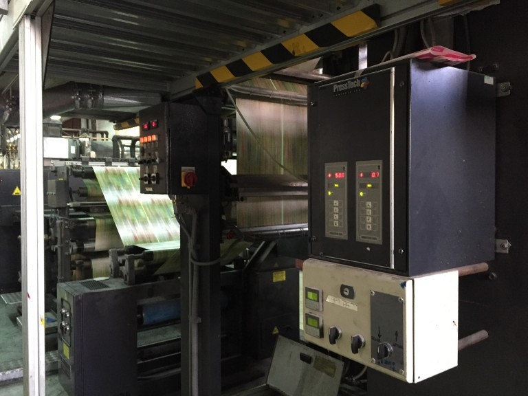 Control de plegado automático mediante el sistema Webatron.